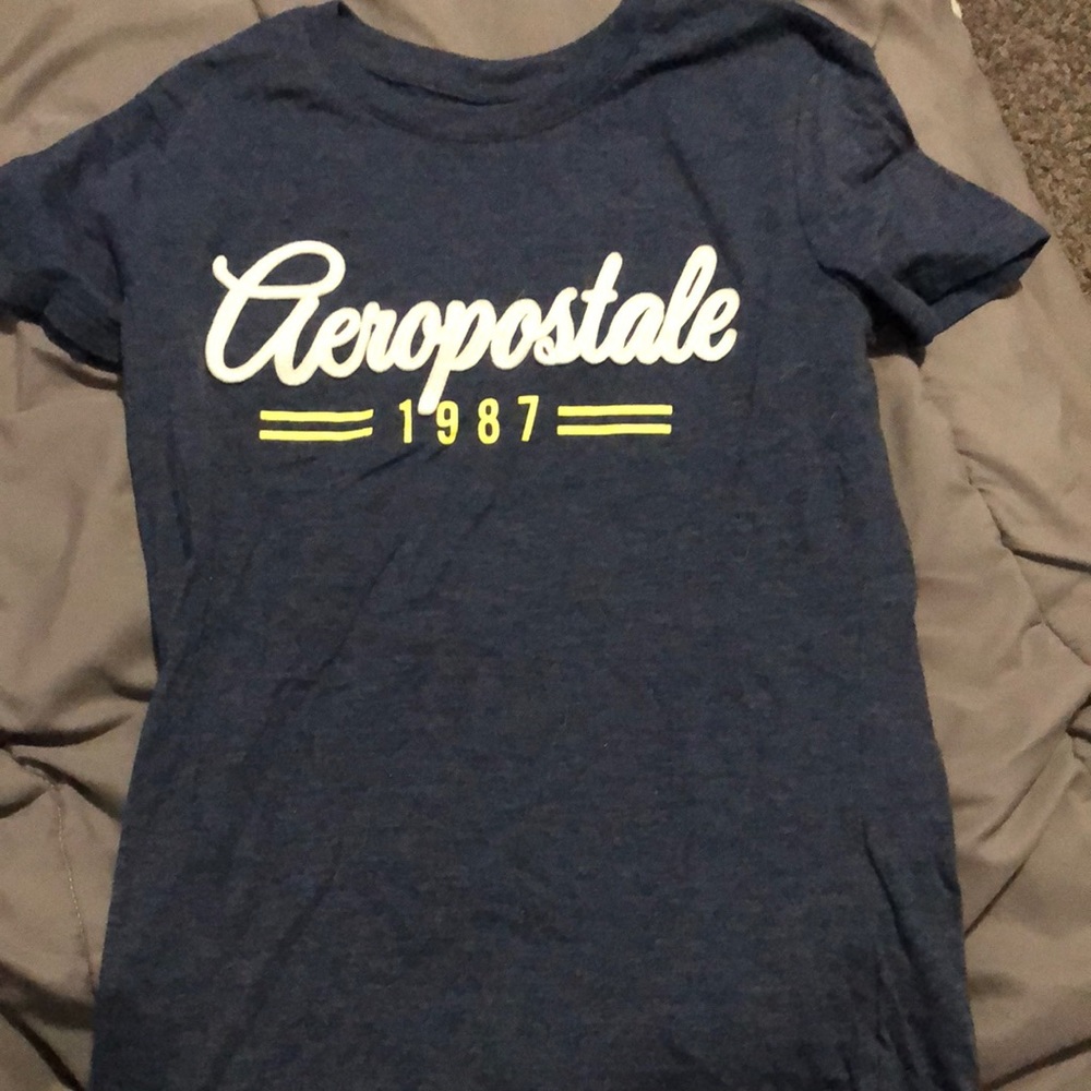 Aeropostale graphic tee